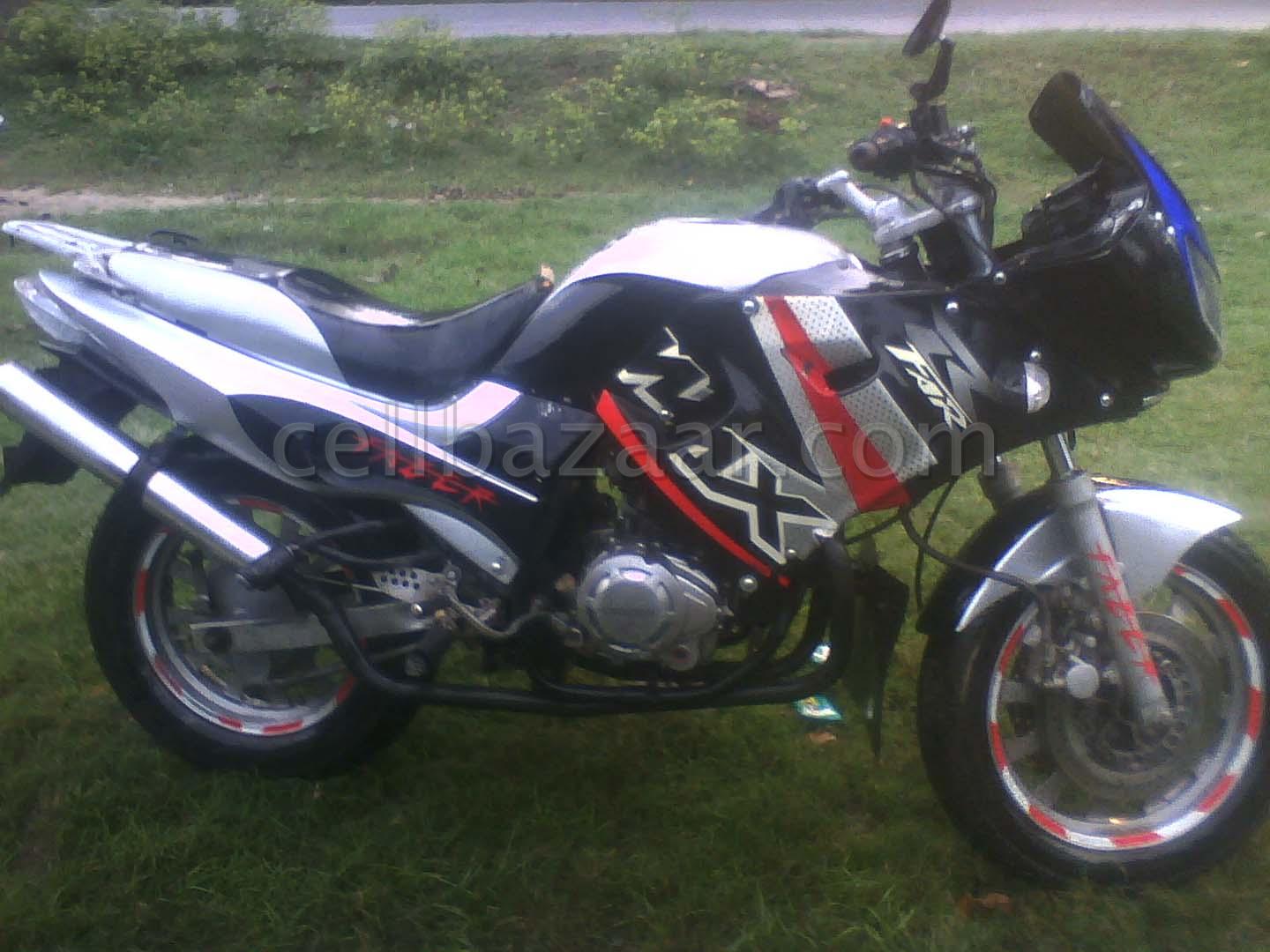 DRAGON HONDA 4 stroke 40km liter Paper OK large image 0