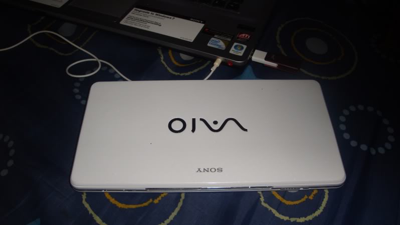 Sony Vaio Mini Laptop JAPAN MADE -3days used large image 0