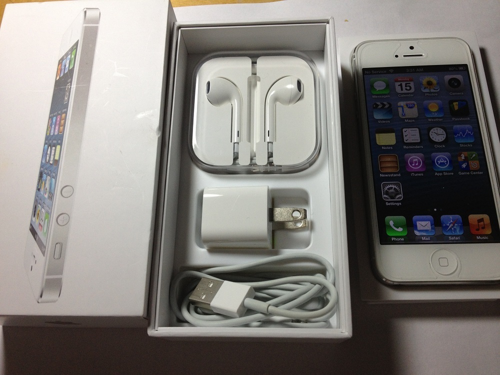 Latest Iphone 5 16GB White.Full boxed. large image 0