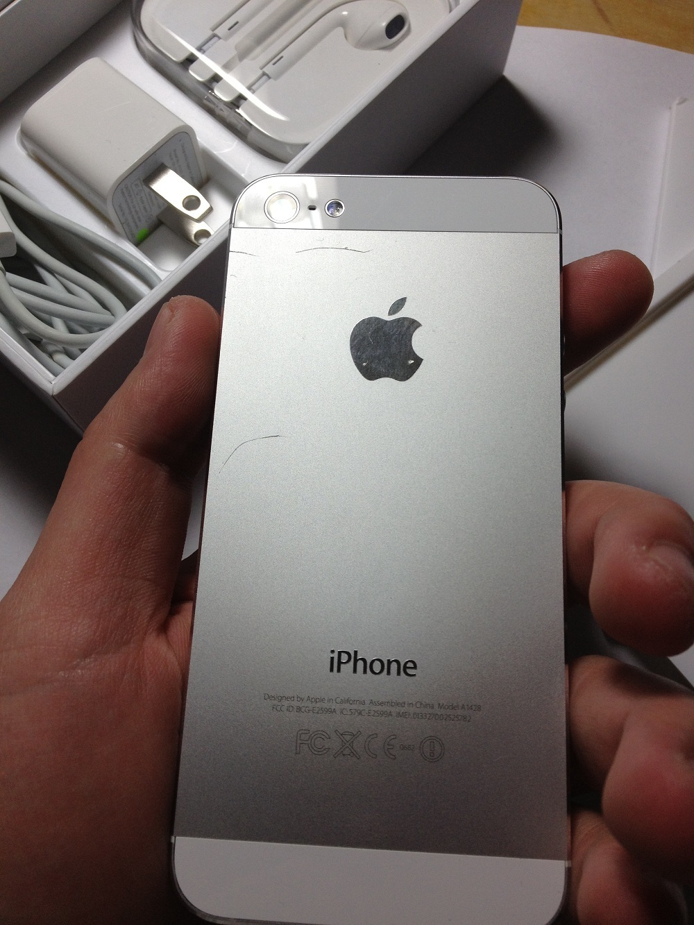 Latest Iphone 5 16GB White.Full boxed. large image 1