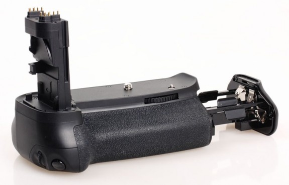 Canon EOS 60D with Grip BG-E9. large image 3