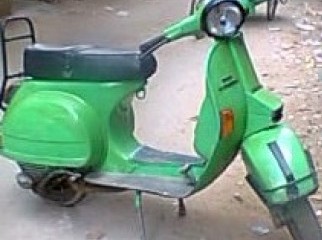 Vespa LML call me in dis num 01758927873