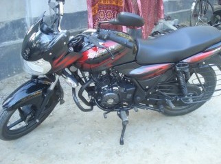 Bajaj Discover 125cc New.2 years warrenty