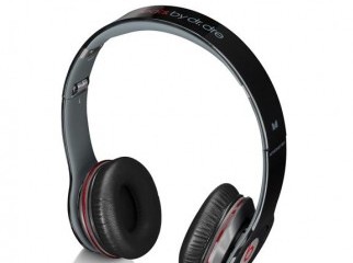 Beats Solo HD 680 Bluetooth Headset