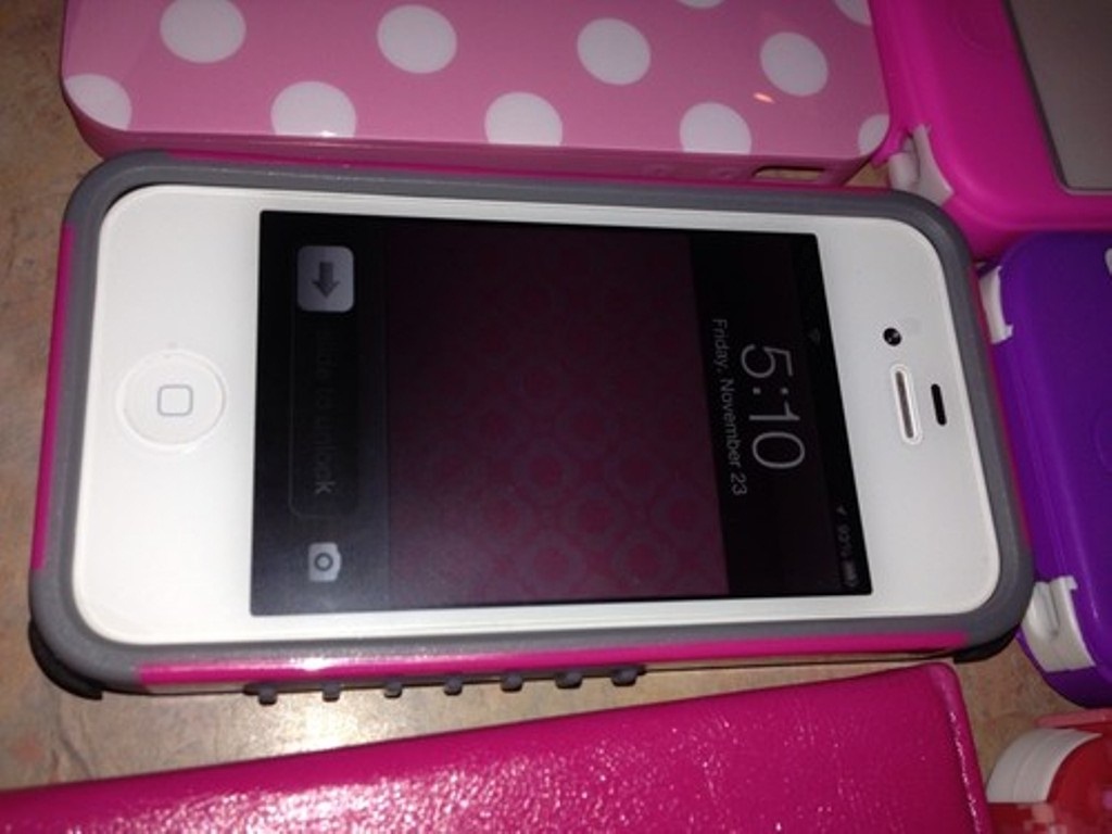 iPhone 4S - 64GB - Simm locked  large image 0