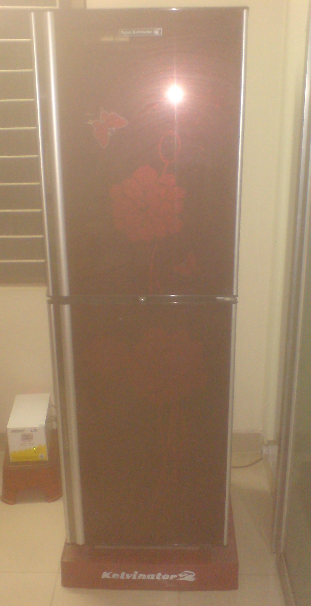 Kelvinator Refrigerator S N T. 21A1S2K  large image 0