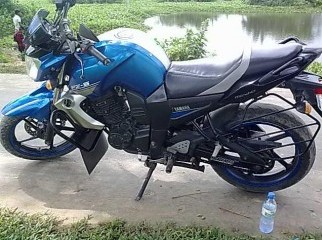 Yamaha FZS Blue