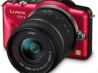 Panasonic Lumix DMC-GF3 12 MP Micro 4 3 Compact System Camer