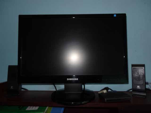 22 Samsung LCD Monitor Fresh Condition large image 0