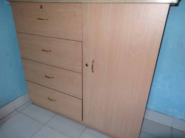 Plaiwood Wardrobe Fresh Condition large image 0