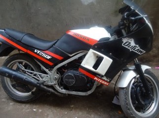 Honda VT 250 F Made in Japan Sports bike.