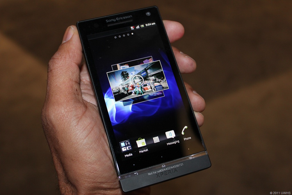 Xperia S new with everything large image 0