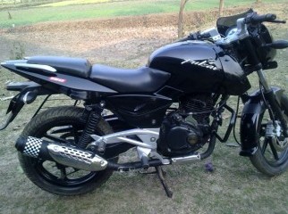 PULSAR 180 CC