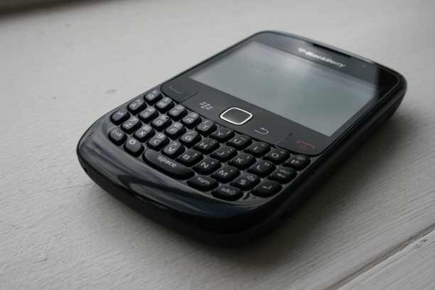 BLACKBERRY CURVE 8520 FRESH CONDITION BLACK large image 0