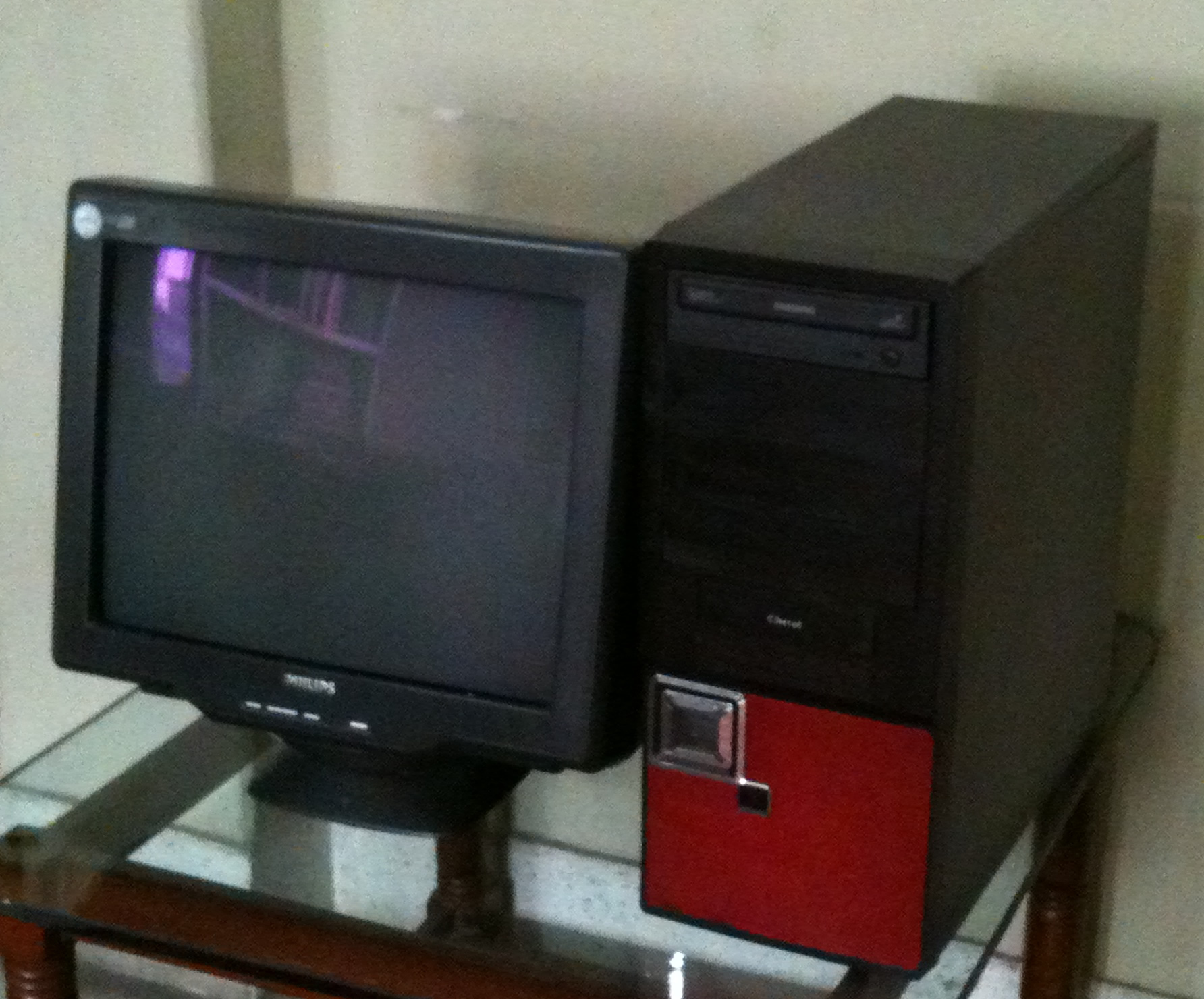 Powerful Desktop Computer P4 3GHz 1.5GB RAM 17 Monitor large image 0