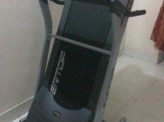 EVERTOP BRAND ELECTRIC TREADMEAL WITH 2 YEARS FULL GUARANTY