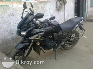 Yamaha fazer black