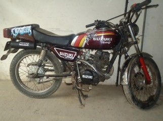 Suzuki Racer Modified Bike 125 cc Made in Japan.