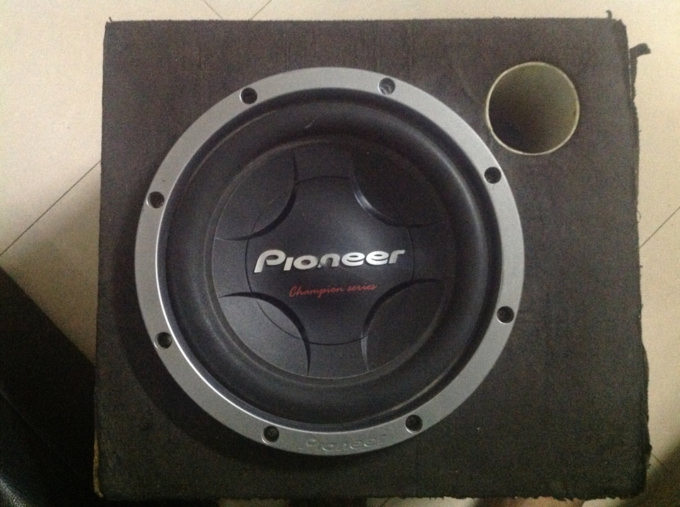 Pioneer champion series with boom box large image 0