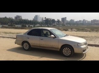 Nissan sunny supar saloon